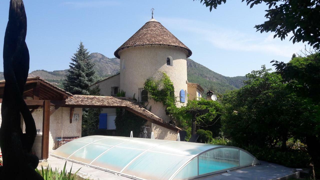 Chambre D'Hotes La Citadelle Lardier-et-Valenca Екстериор снимка