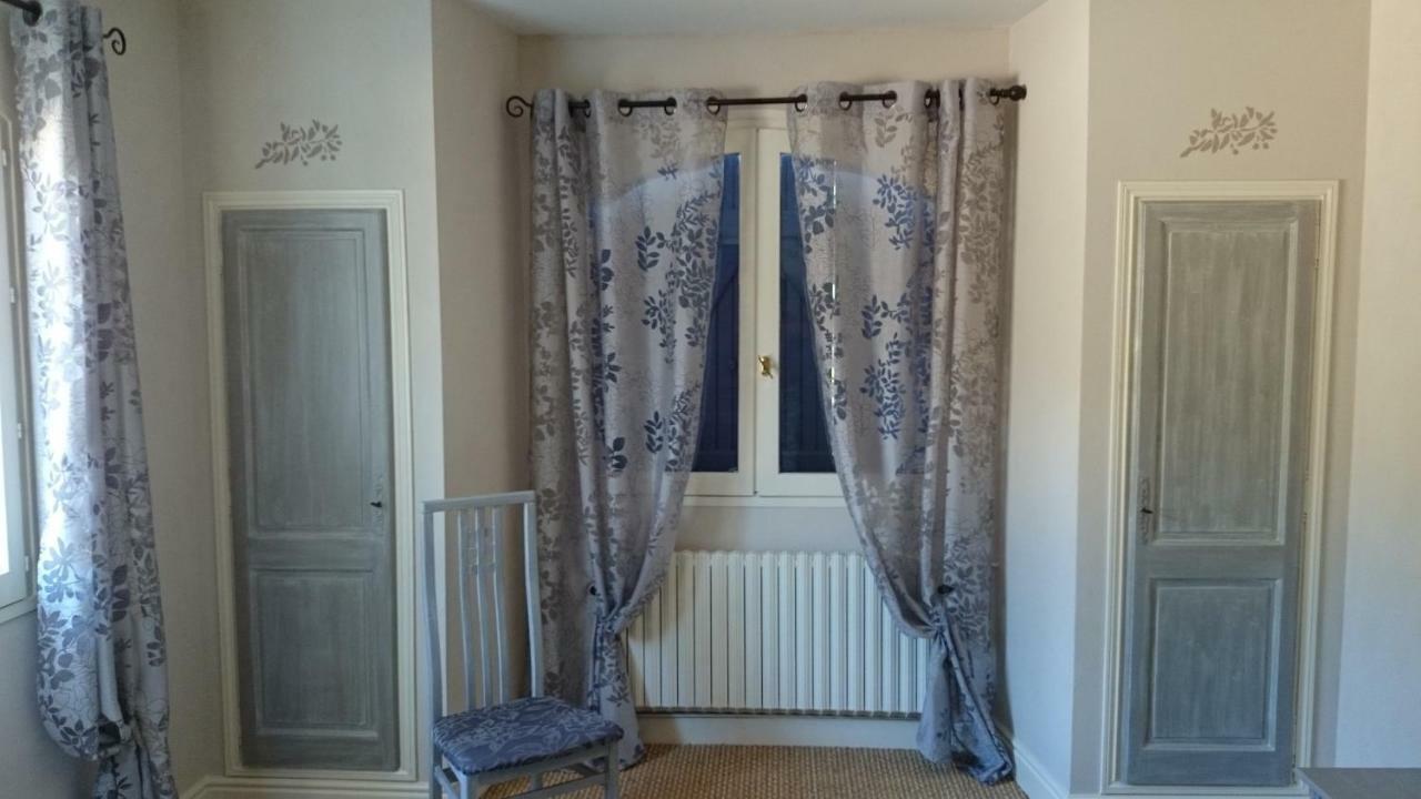 Chambre D'Hotes La Citadelle Lardier-et-Valenca Екстериор снимка
